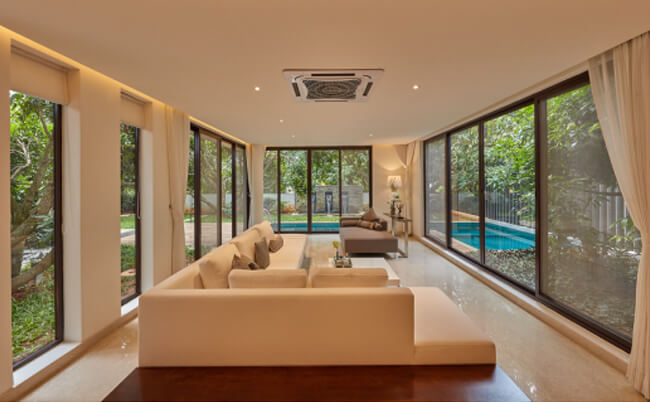 How to Keep your Home Smelling Divine Naturally